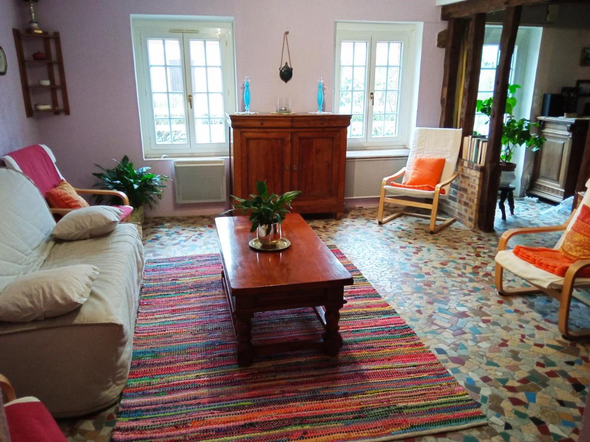 Chantilly ,petit Dejeuner Et Table D'hotes Possible Holiday home *